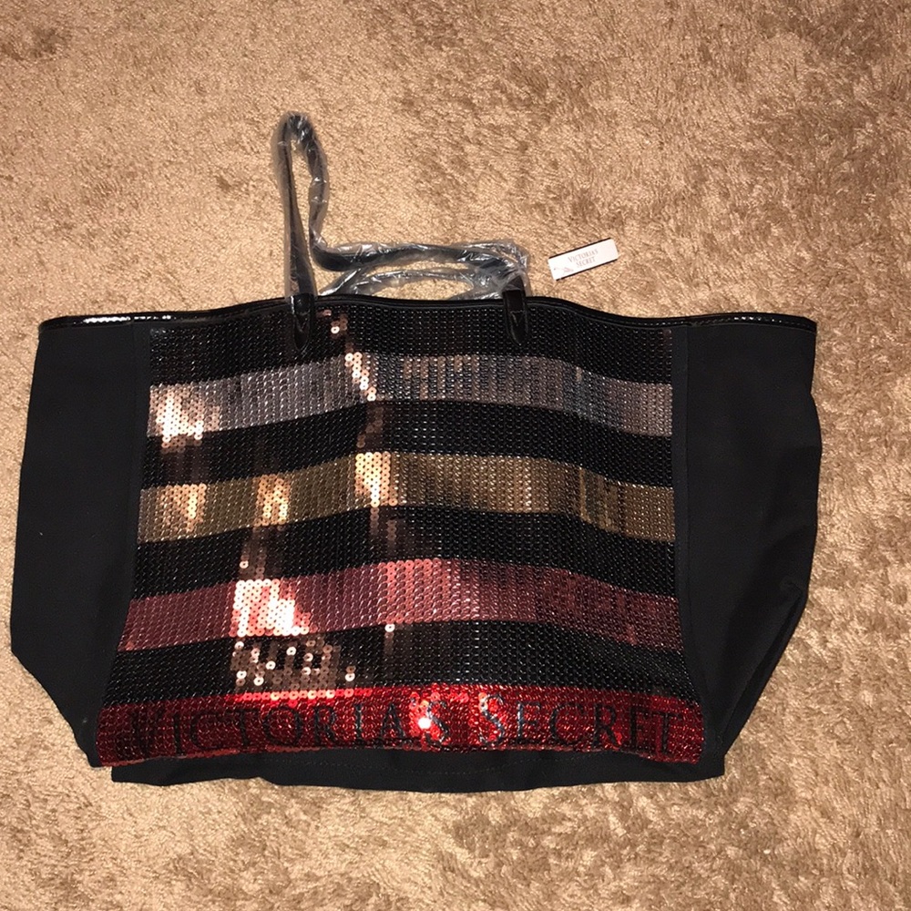 Victoria’s Secret tote bag